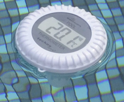 Termometro intelligente per piscina